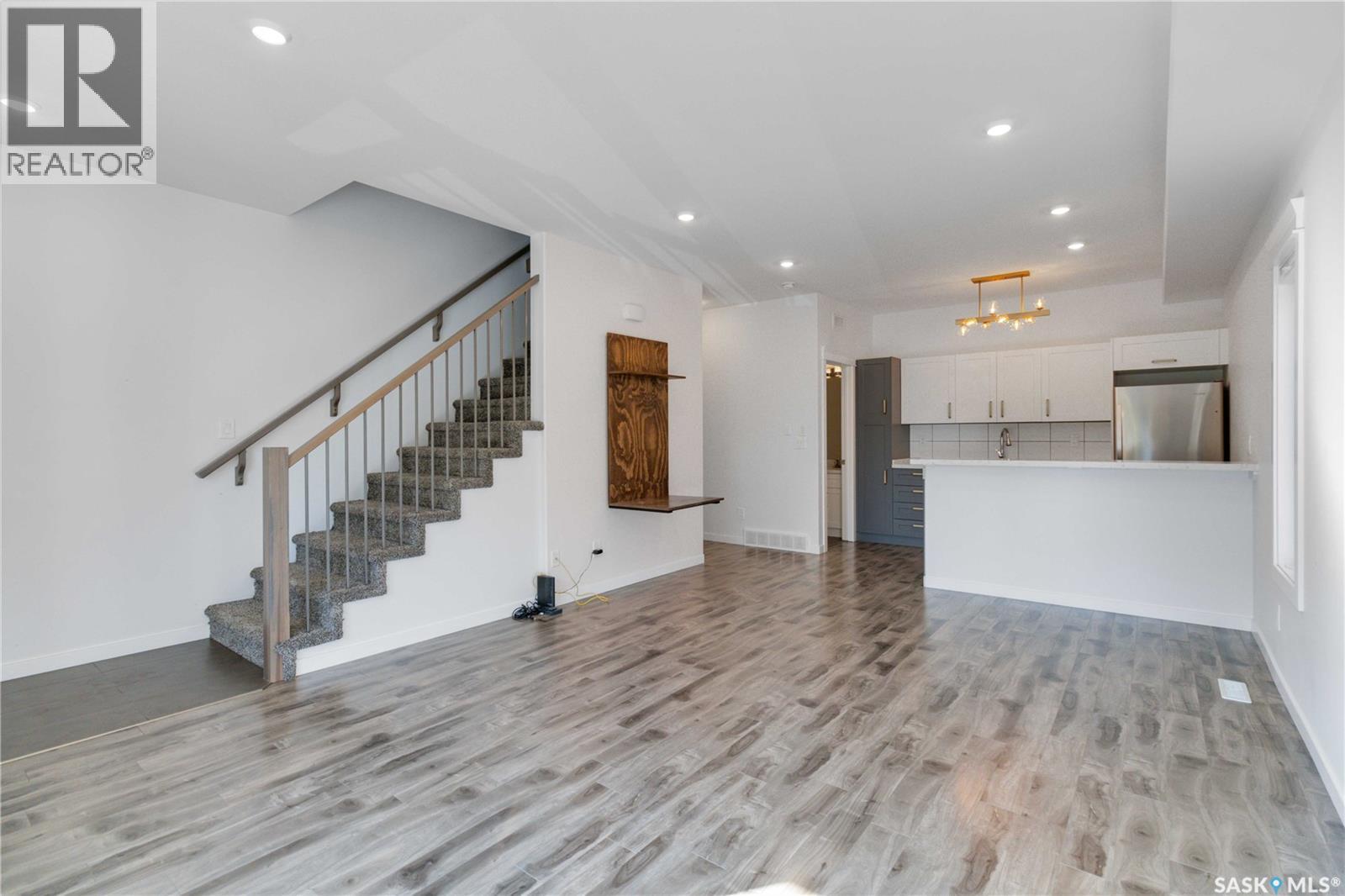 453 L Avenue S, Saskatoon, Saskatchewan  S7M 5Y6 - Photo 7 - SK032170