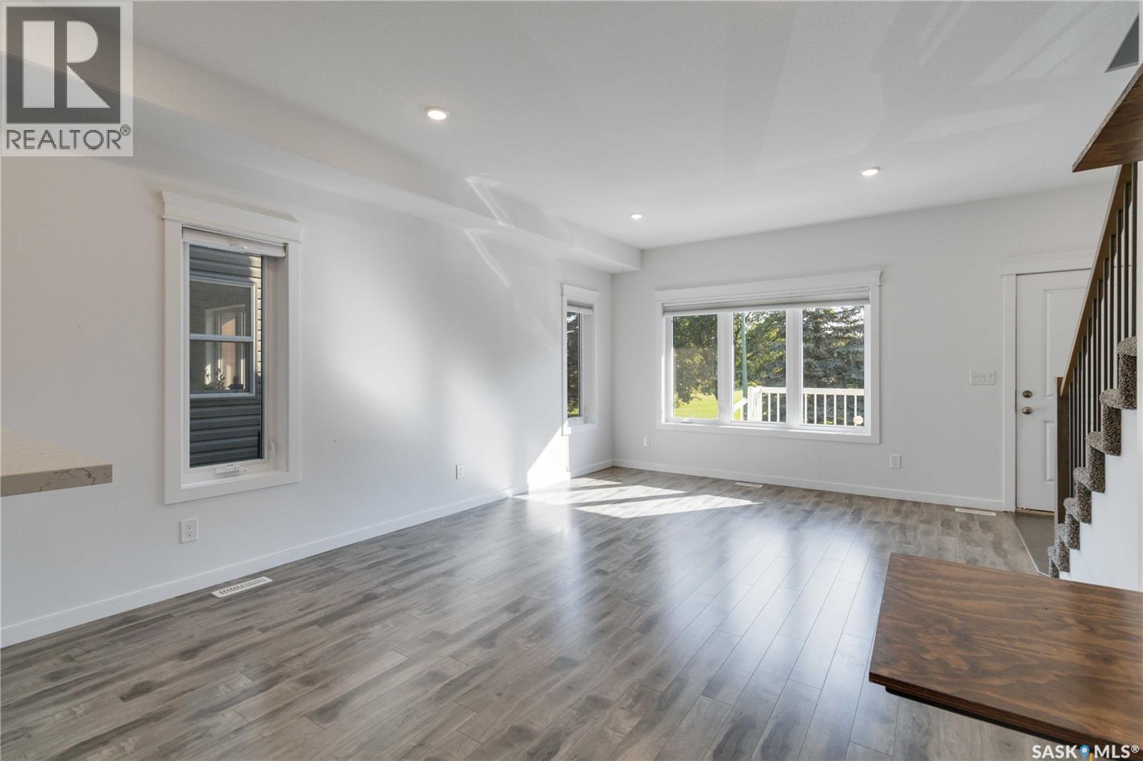 453 L Avenue S, Saskatoon, Saskatchewan  S7M 5Y6 - Photo 8 - SK032170