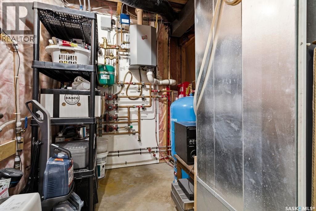 2722 Alfred Crescent, Regina, Saskatchewan  S4V 1E5 - Photo 46 - SK032163