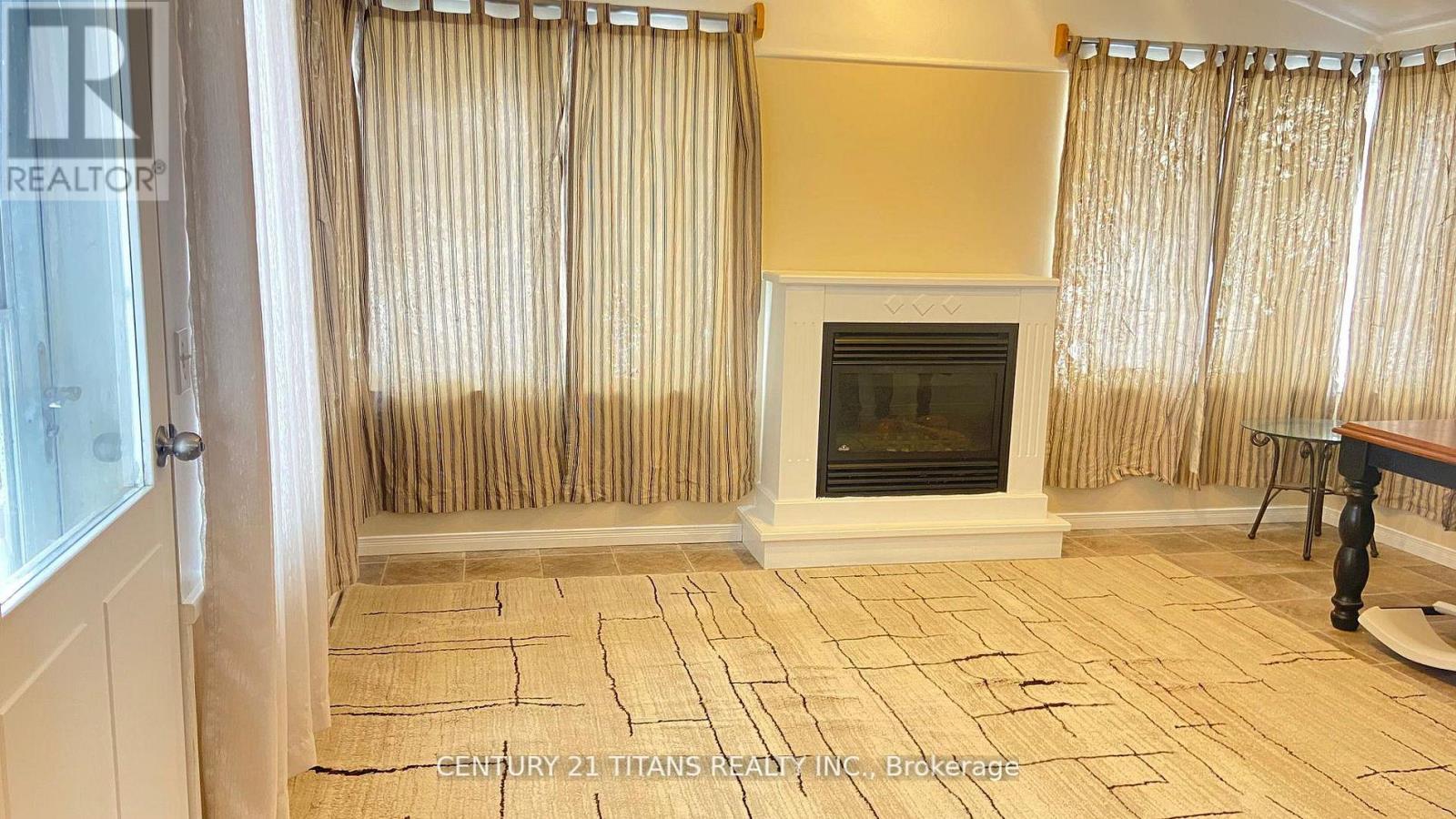 14436 Scott Line, Chatham-Kent, Ontario  N0P 1T0 - Photo 2 - X12960706