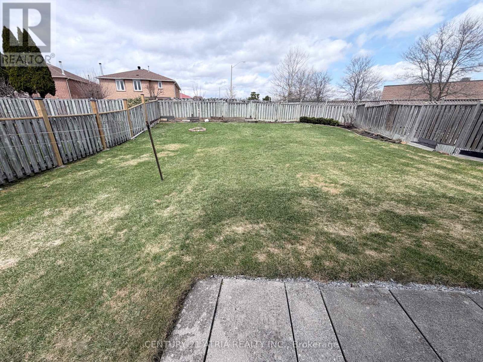 79 Maitland Drive, Markham, Ontario  L3R 4T6 - Photo 2 - N12829468