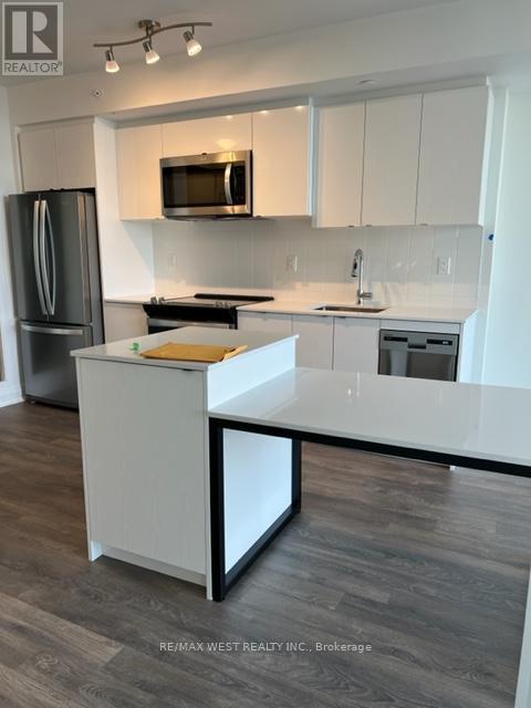 1707 - 1461 Lawrence Avenue W, Toronto, Ontario  M6L 0A6 - Photo 7 - W12960668