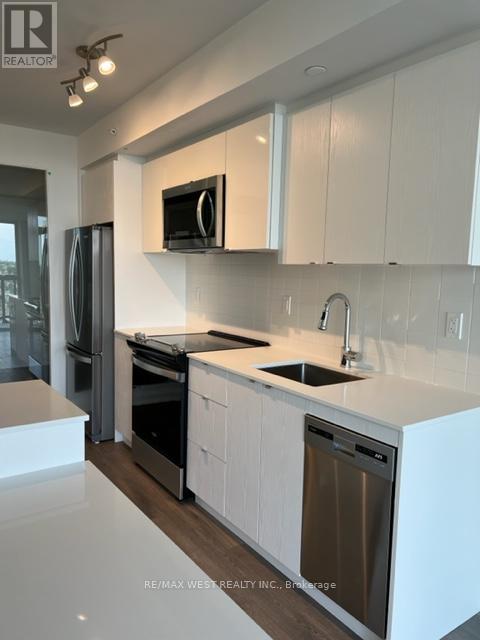 1707 - 1461 Lawrence Avenue W, Toronto, Ontario  M6L 0A6 - Photo 8 - W12960668