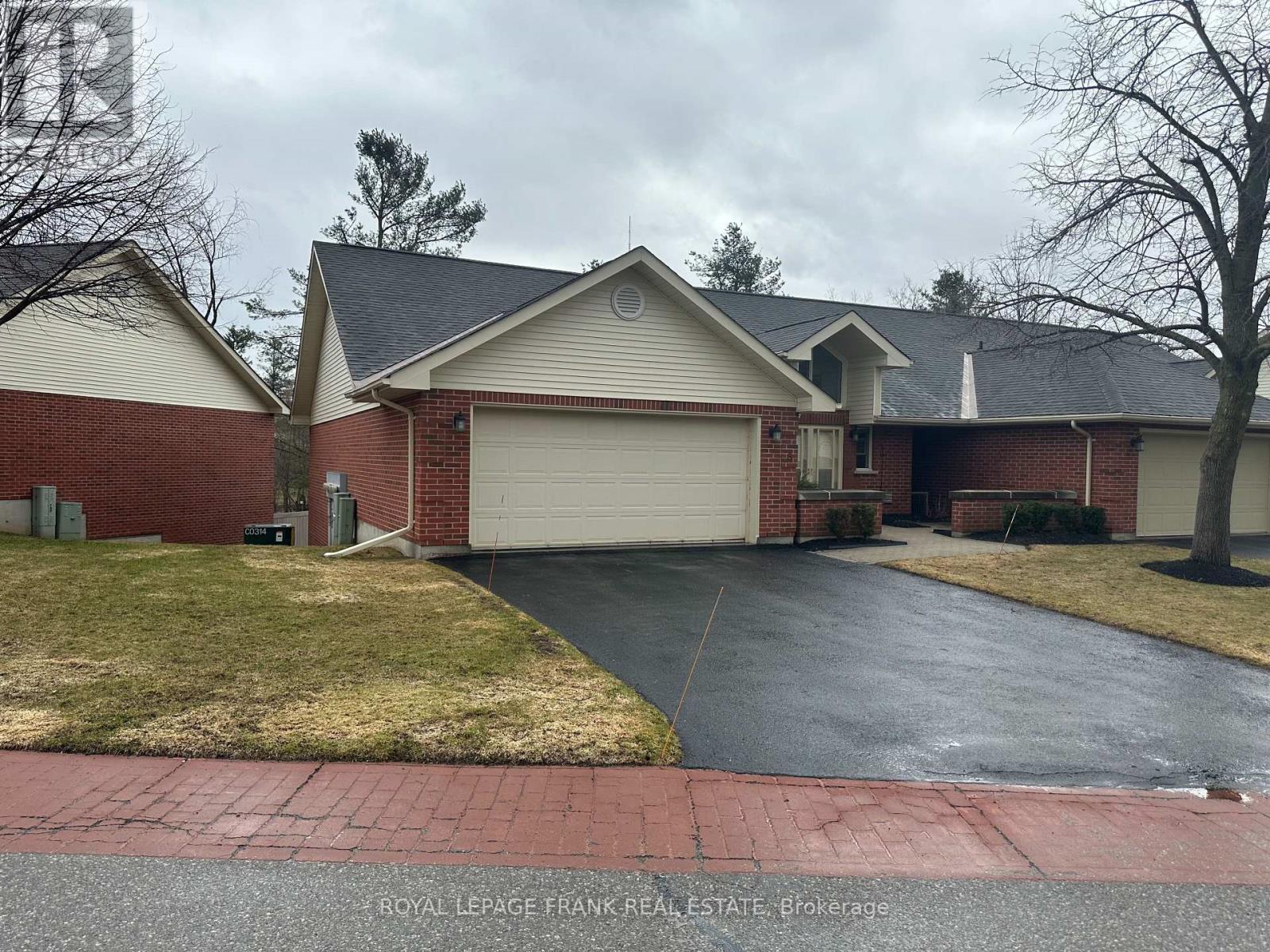 8 - 1121 Armour Road, Peterborough, Ontario  K9H 7N8 - Photo 2 - X12960842