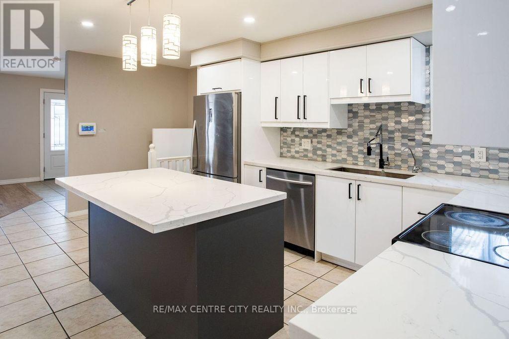 1231 Sunningdale Road E, London North, Ontario  N5X 4B1 - Photo 11 - X12960740