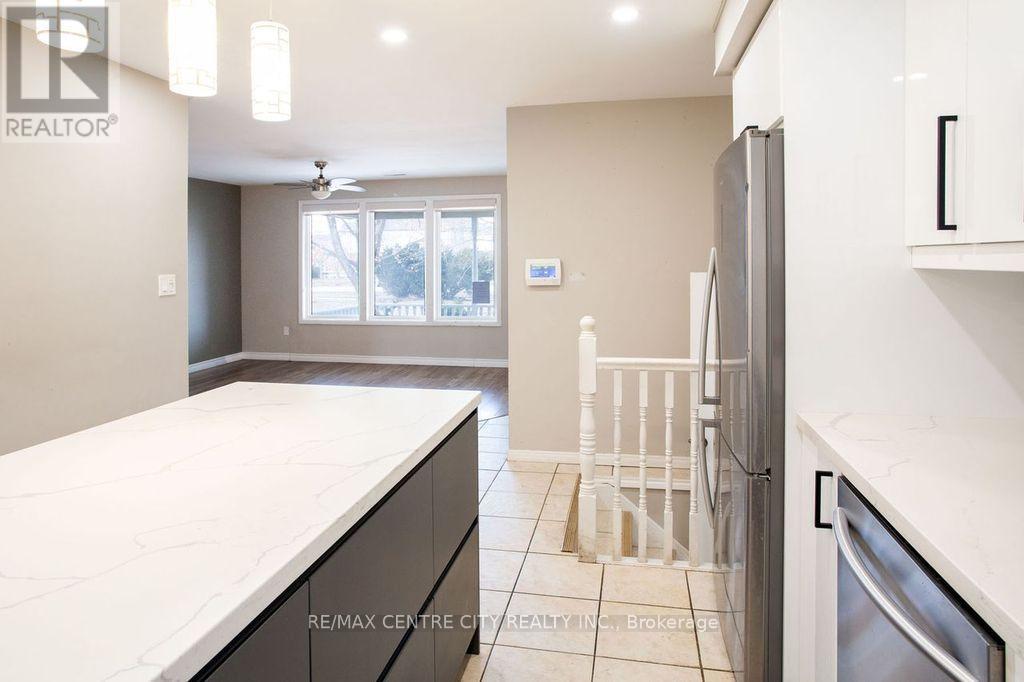 1231 Sunningdale Road E, London North, Ontario  N5X 4B1 - Photo 13 - X12960740