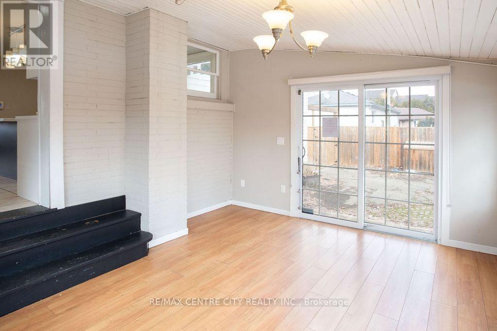 1231 Sunningdale Road E, London North, Ontario  N5X 4B1 - Photo 14 - X12960740