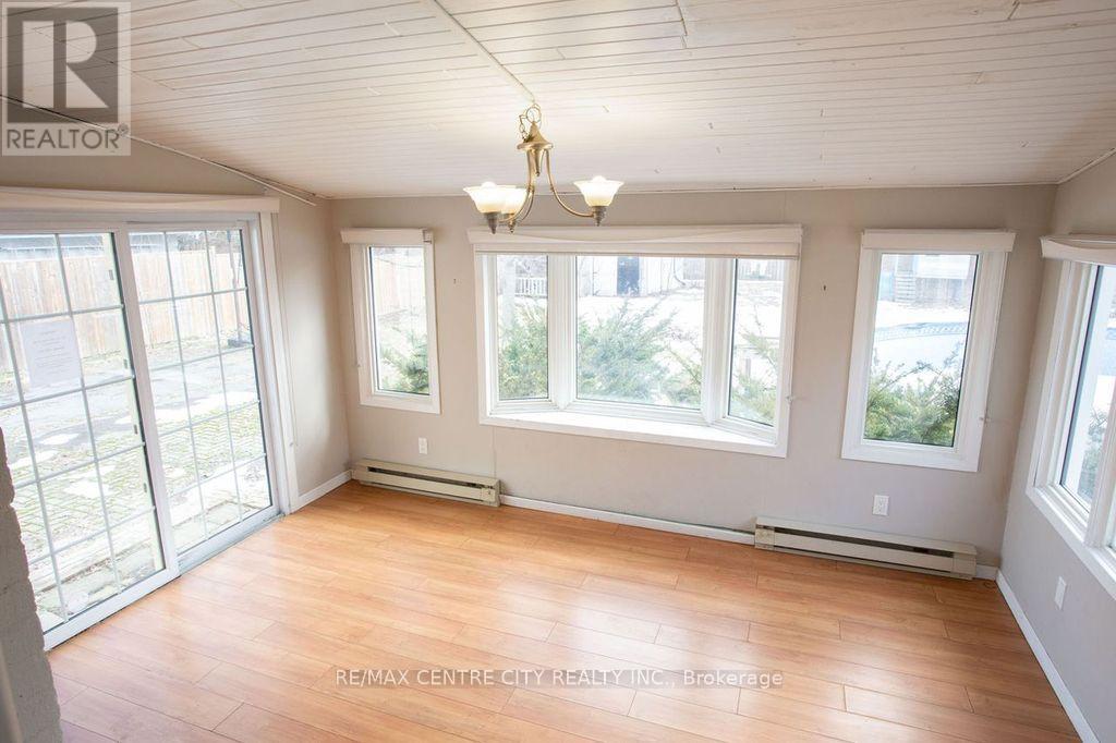 1231 Sunningdale Road E, London North, Ontario  N5X 4B1 - Photo 17 - X12960740