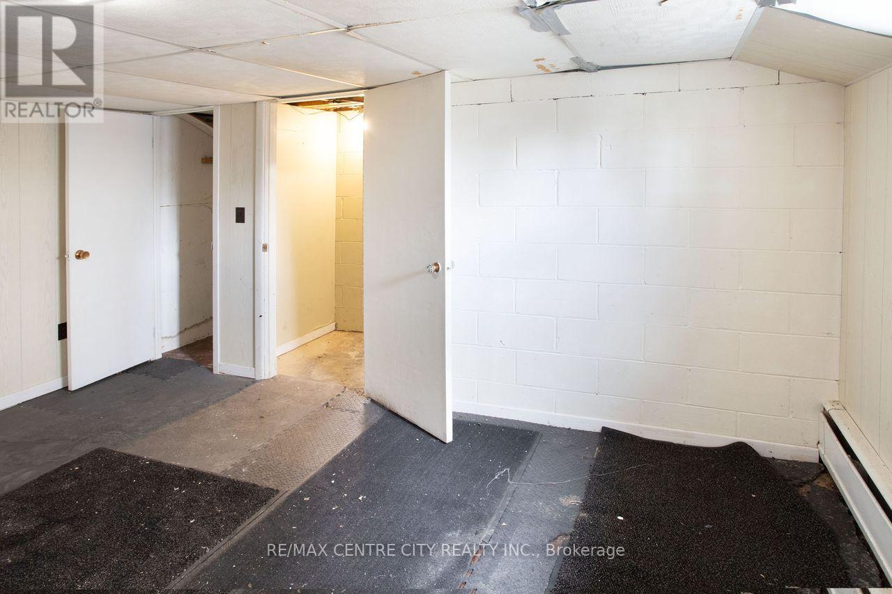 1231 Sunningdale Road E, London North, Ontario  N5X 4B1 - Photo 39 - X12960740