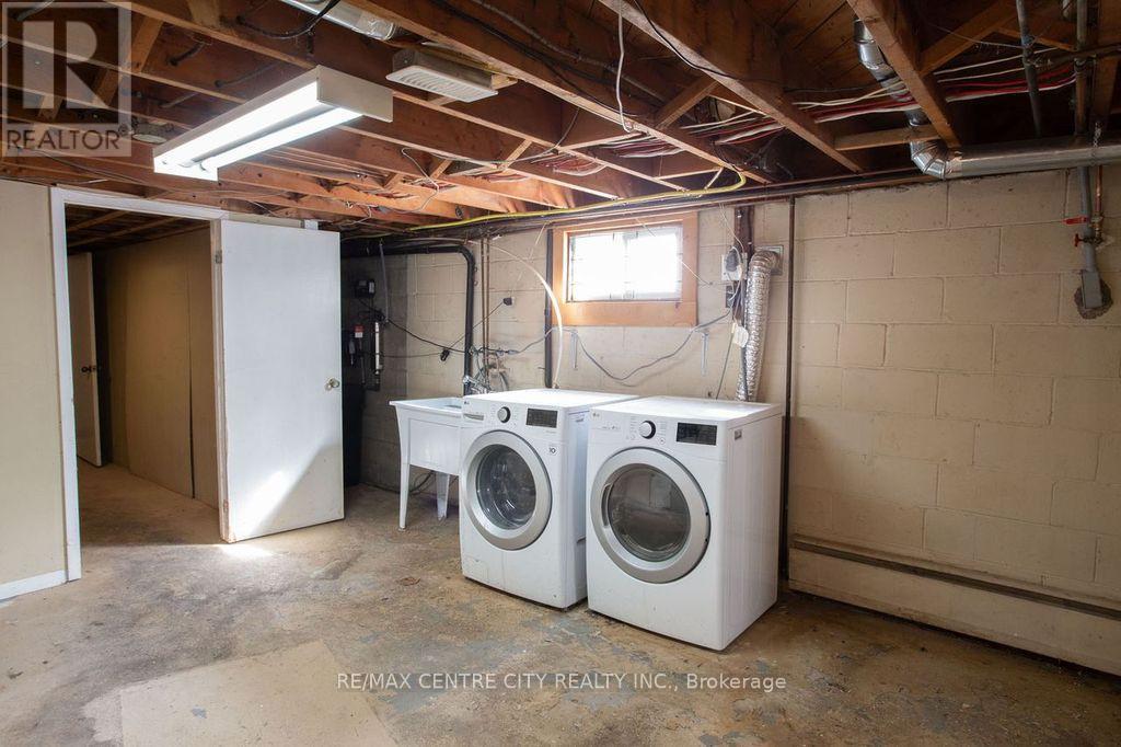 1231 Sunningdale Road E, London North, Ontario  N5X 4B1 - Photo 42 - X12960740