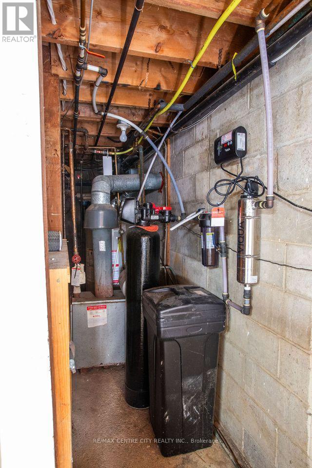 1231 Sunningdale Road E, London North, Ontario  N5X 4B1 - Photo 43 - X12960740