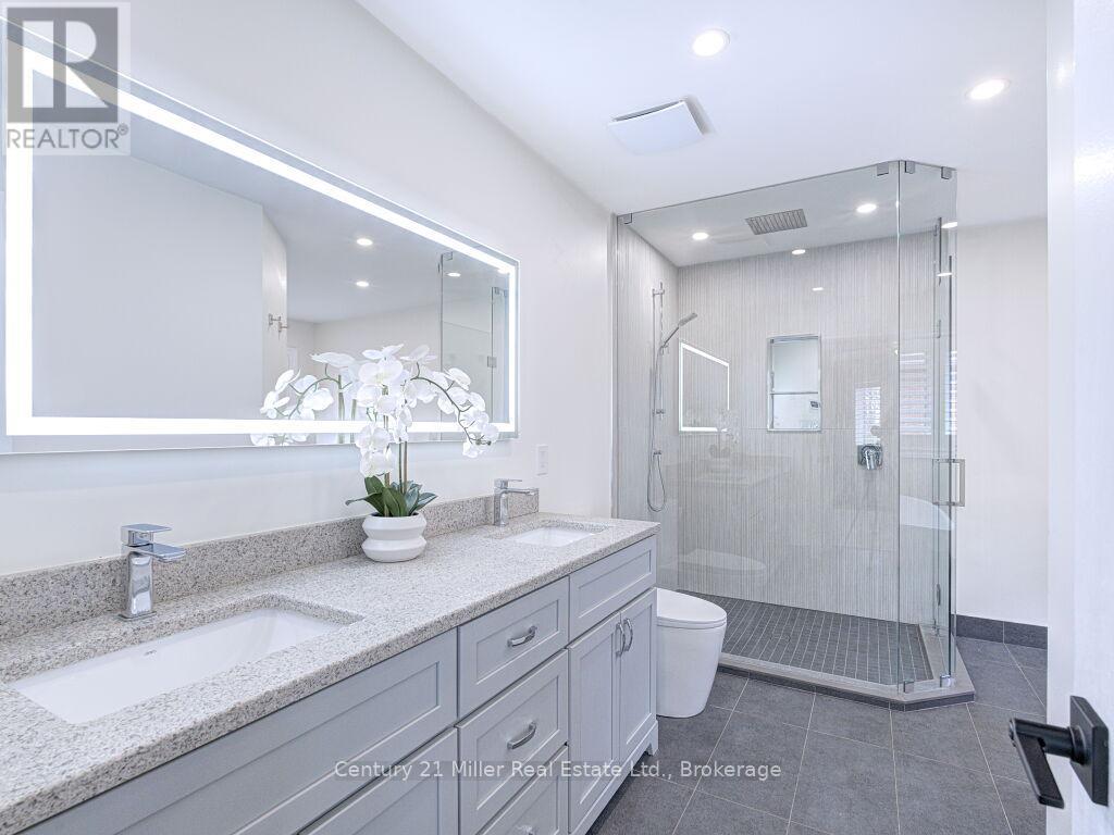 2128 Arbourview Drive, Oakville, Ontario  L6M 3N9 - Photo 24 - W12922374