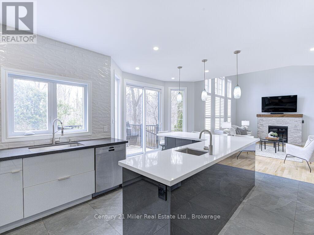 2128 Arbourview Drive, Oakville, Ontario  L6M 3N9 - Photo 7 - W12922374