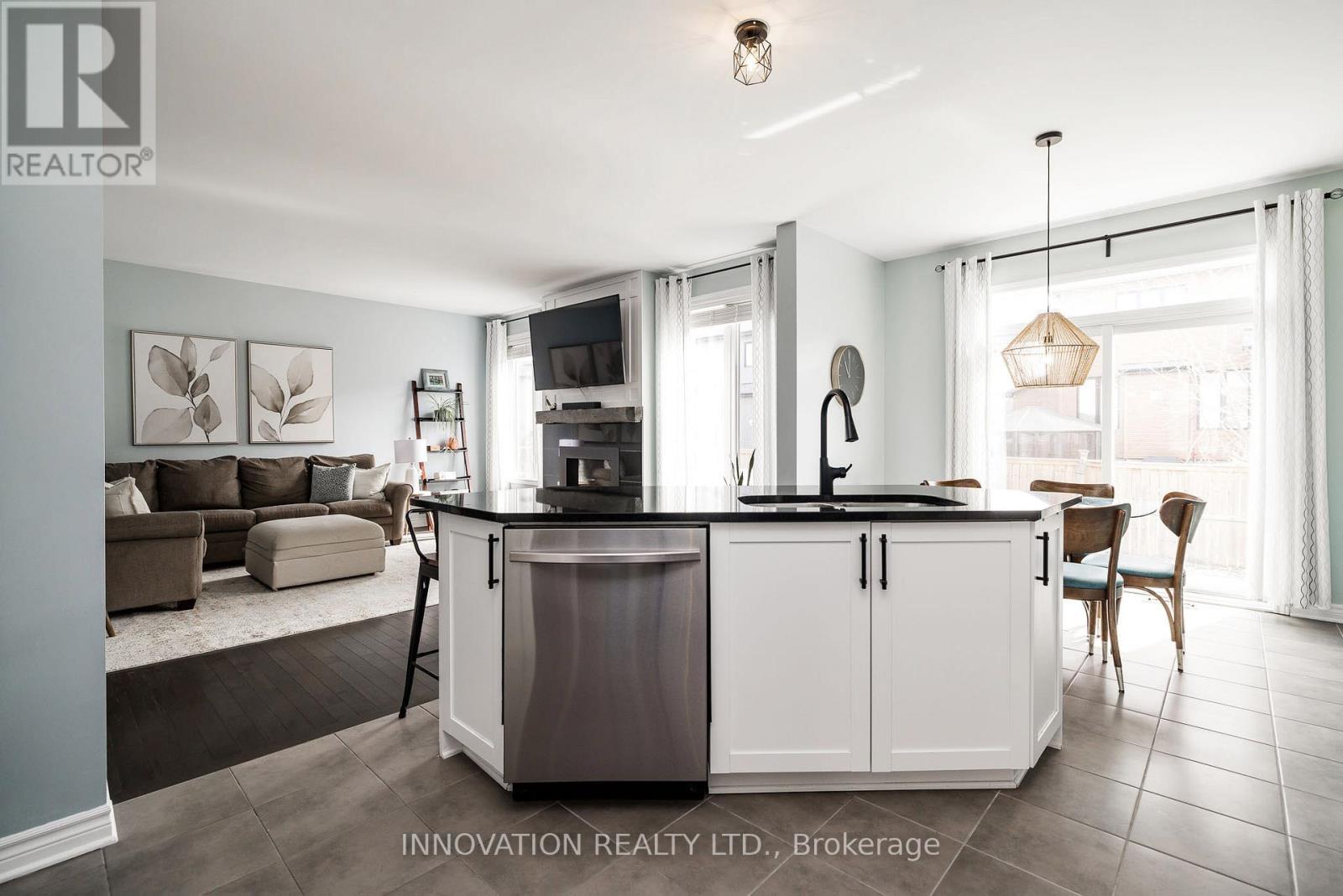 230 King Street, Carleton Place, Ontario  K7C 1G4 - Photo 14 - X12960880