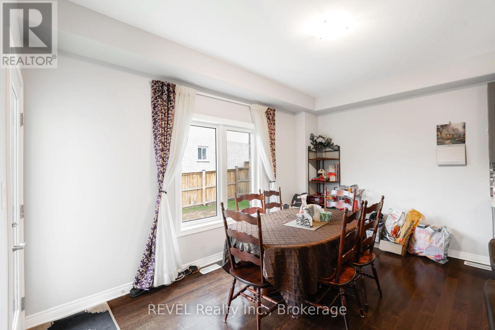 29 Bergenstein Crescent, Pelham, Ontario  L0S 1E6 - Photo 19 - X12960824