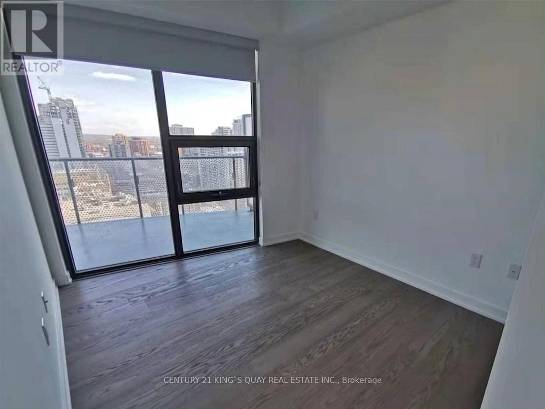 1811 - 11 Wellesley Street W, Toronto, Ontario  M4Y 0G4 - Photo 9 - C12960574