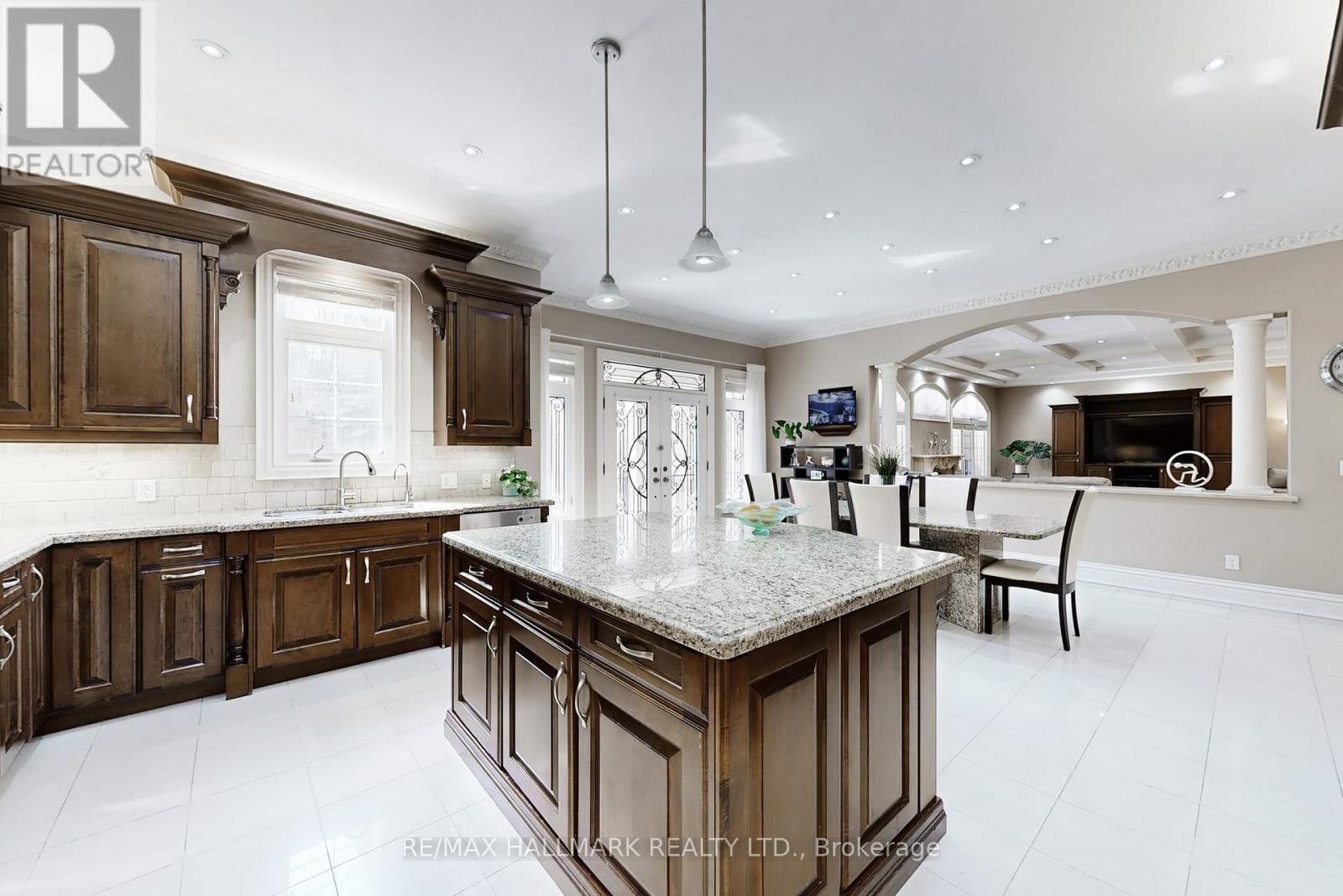 11 Cranborne Chase, Whitchurch-Stouffville, Ontario  L4A 0C6 - Photo 12 - N12953598