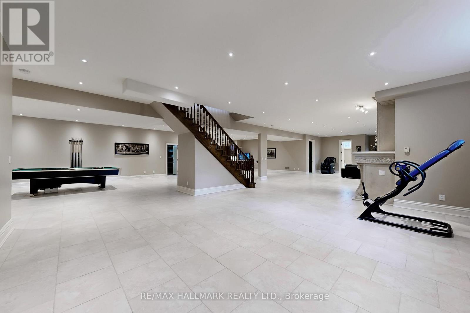 11 Cranborne Chase, Whitchurch-Stouffville, Ontario  L4A 0C6 - Photo 32 - N12953598