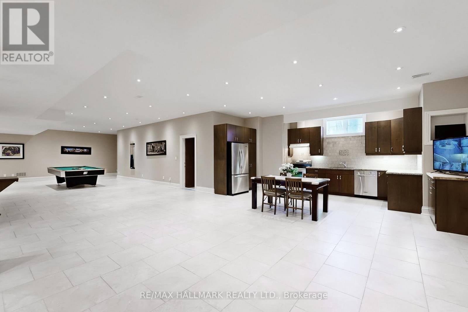 11 Cranborne Chase, Whitchurch-Stouffville, Ontario  L4A 0C6 - Photo 34 - N12953598