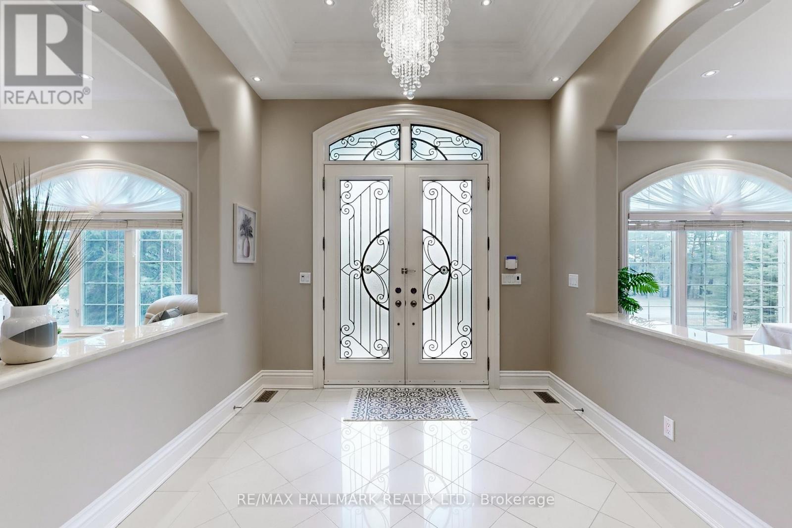 11 Cranborne Chase, Whitchurch-Stouffville, Ontario  L4A 0C6 - Photo 6 - N12953598