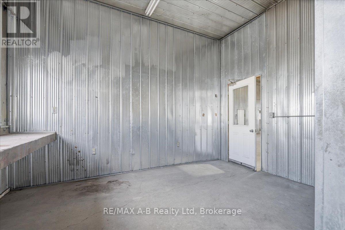 6960 34 Line, West Perth, Ontario  N0K 1E0 - Photo 21 - X12960808