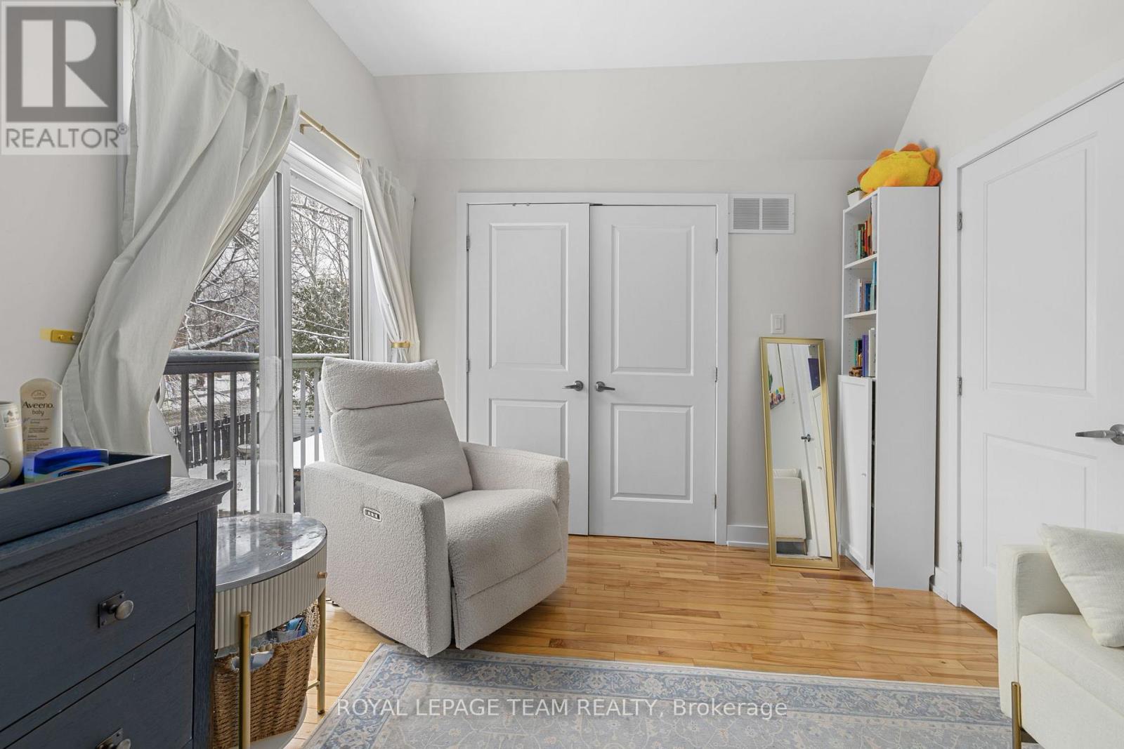 433 Dawson Avenue, Ottawa, Ontario  K1Z 5V5 - Photo 25 - X12911084