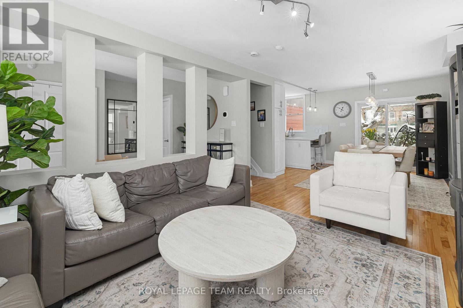 433 Dawson Avenue, Ottawa, Ontario  K1Z 5V5 - Photo 8 - X12911084