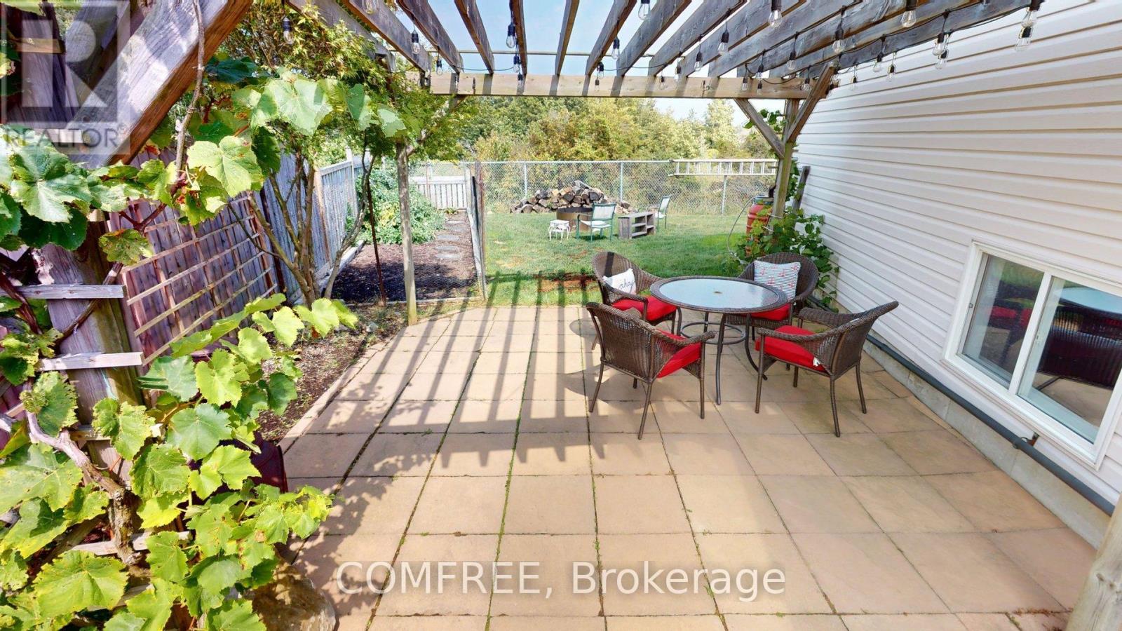 62 Golden Acres Drive, West Lincoln, Ontario  L0R 2A0 - Photo 24 - X12930886