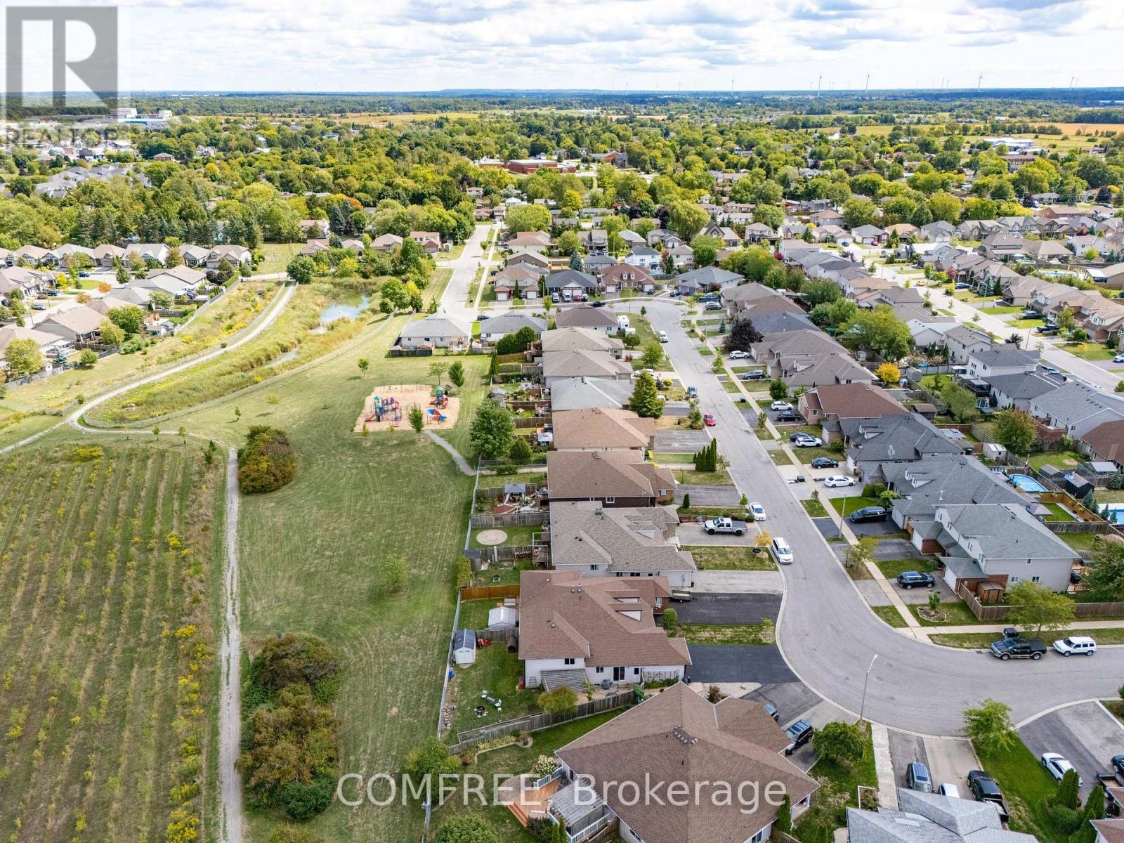 62 Golden Acres Drive, West Lincoln, Ontario  L0R 2A0 - Photo 33 - X12930886