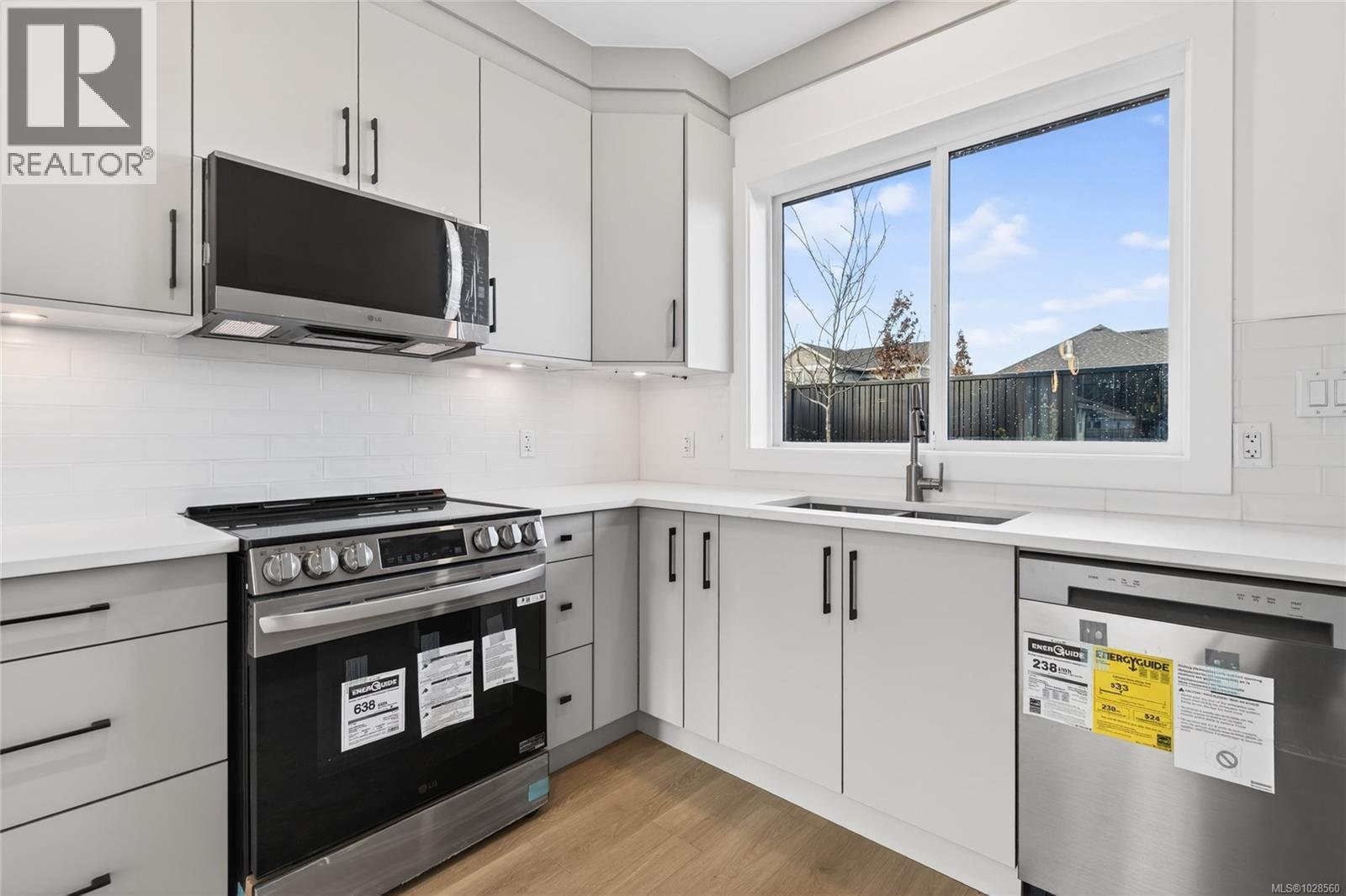 1 704 Beaver Creek Blvd, Campbell River, British Columbia V9H 0E9 - Photo 4 - 1028560