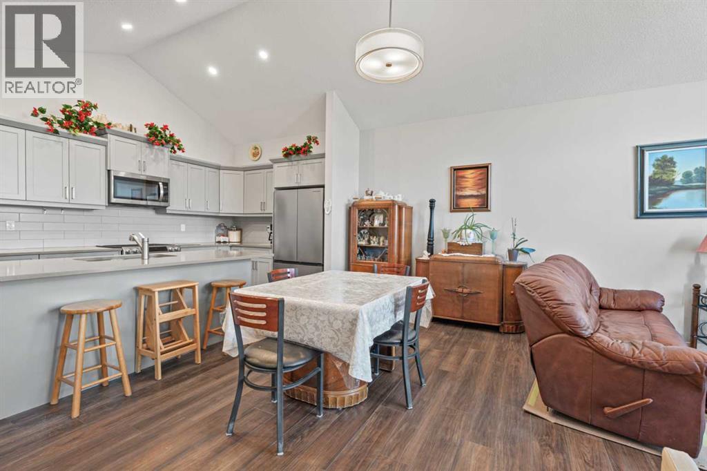 508 Montana Bay SE, High River, Alberta  T1V 0J6 - Photo 12 - A2299271