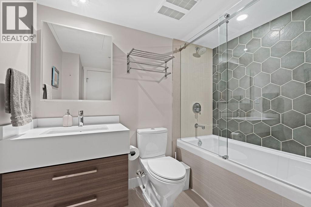 Listing Picture 31 of 36 : 1503 110 SWITCHMEN STREET, Vancouver / 溫哥華 - 魯藝地產 Yvonne Lu Group - MLS Medallion Club Member