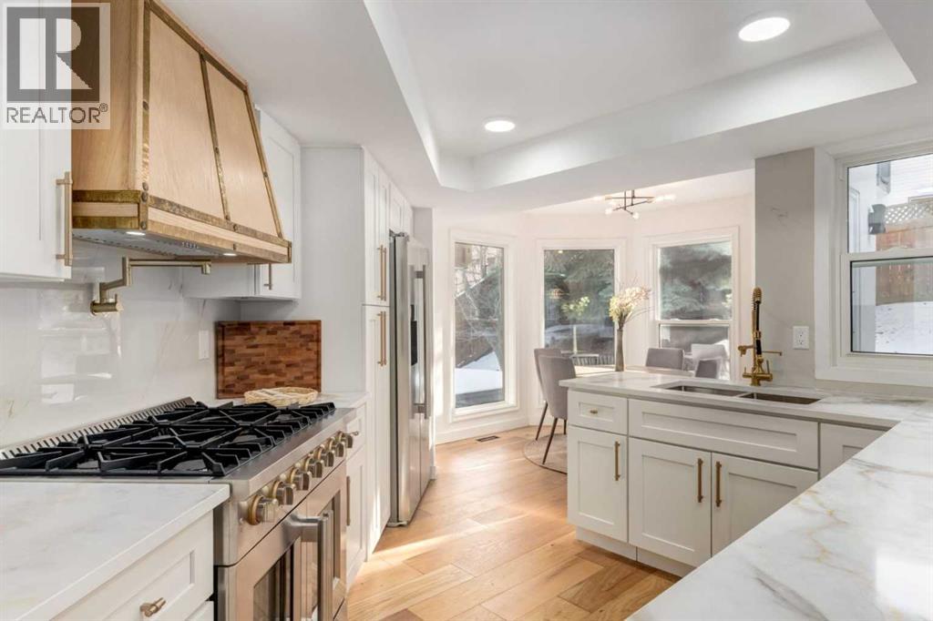 113 Straddock Terrace SW, Calgary, Alberta  T3H 2T4 - Photo 6 - A2283301