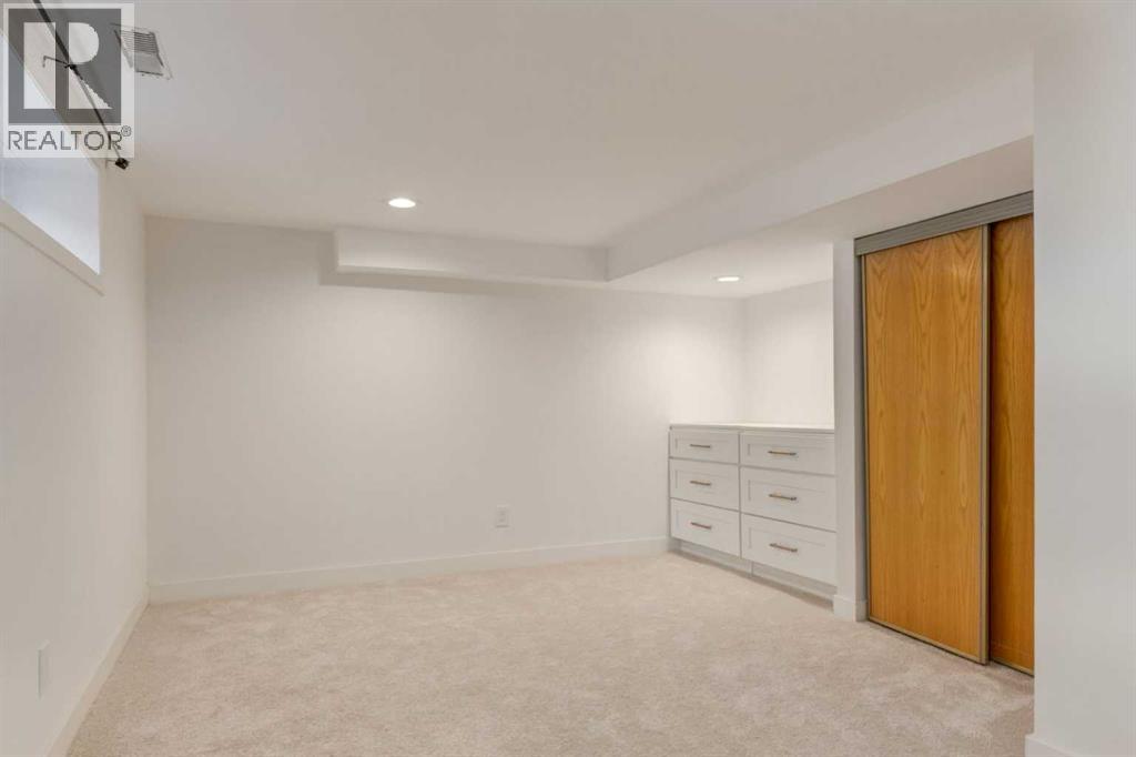 113 Straddock Terrace SW, Calgary, Alberta  T3H 2T4 - Photo 40 - A2283301