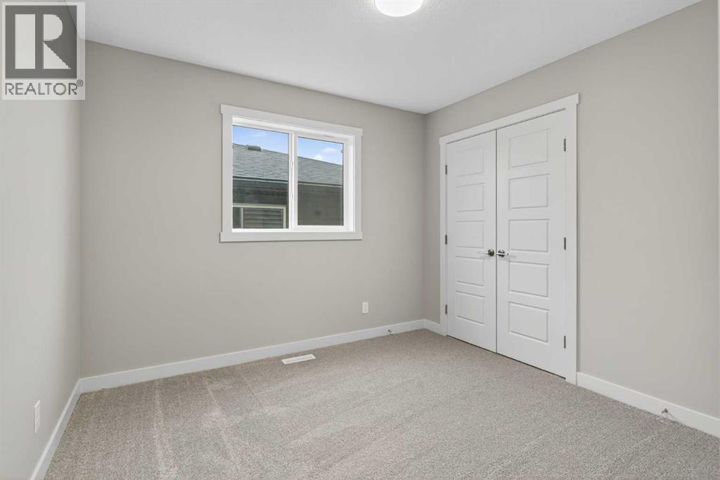 37 Southborough Lane, Cochrane, Alberta  T4C 2S6 - Photo 31 - A2287846