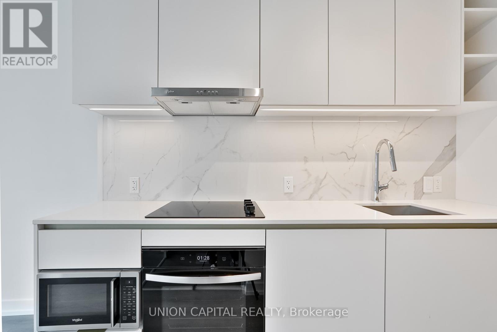 2607 - 8 Wellesley Street W, Toronto, Ontario  M4Y 0J5 - Photo 10 - C12960742