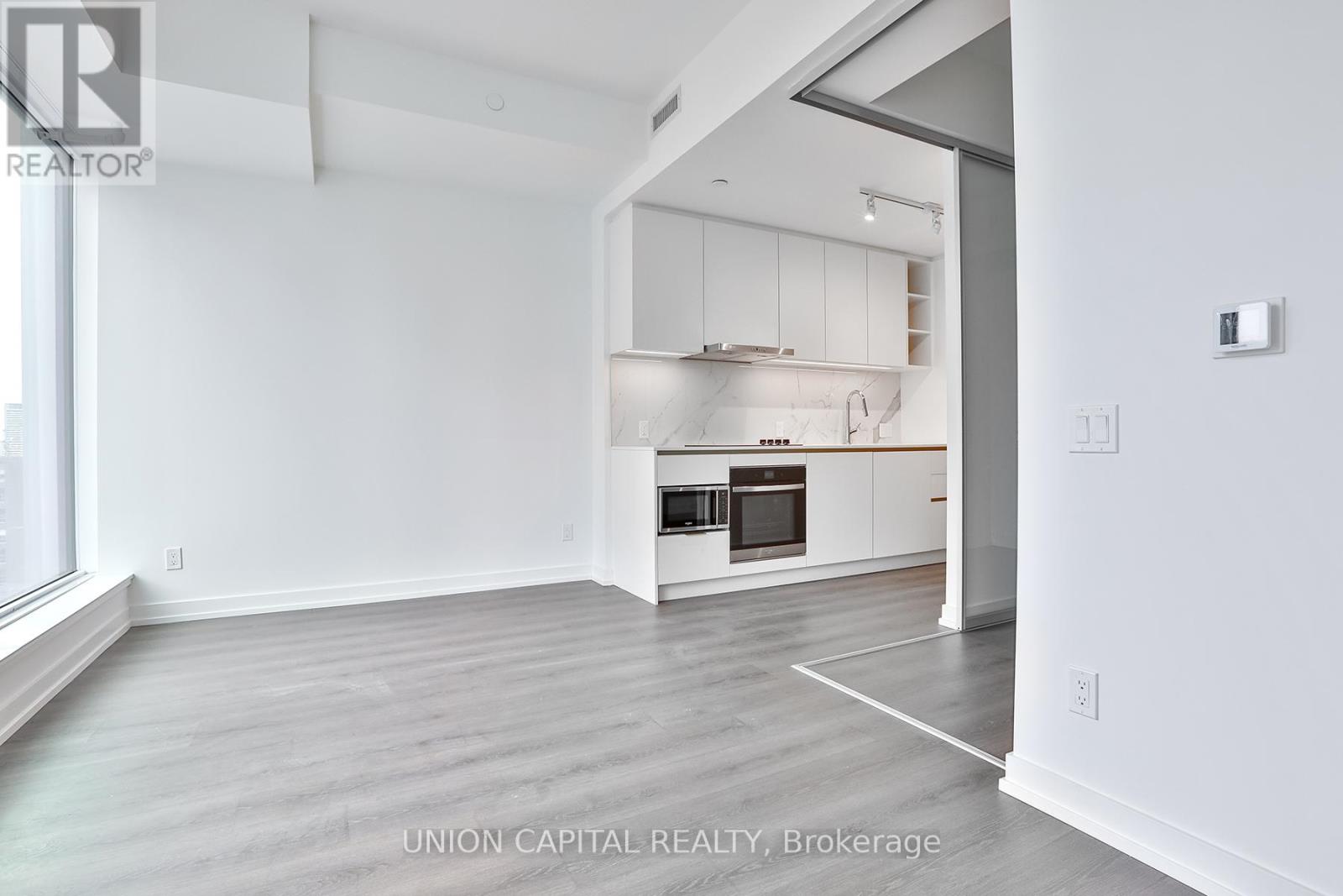 2607 - 8 Wellesley Street W, Toronto, Ontario  M4Y 0J5 - Photo 11 - C12960742