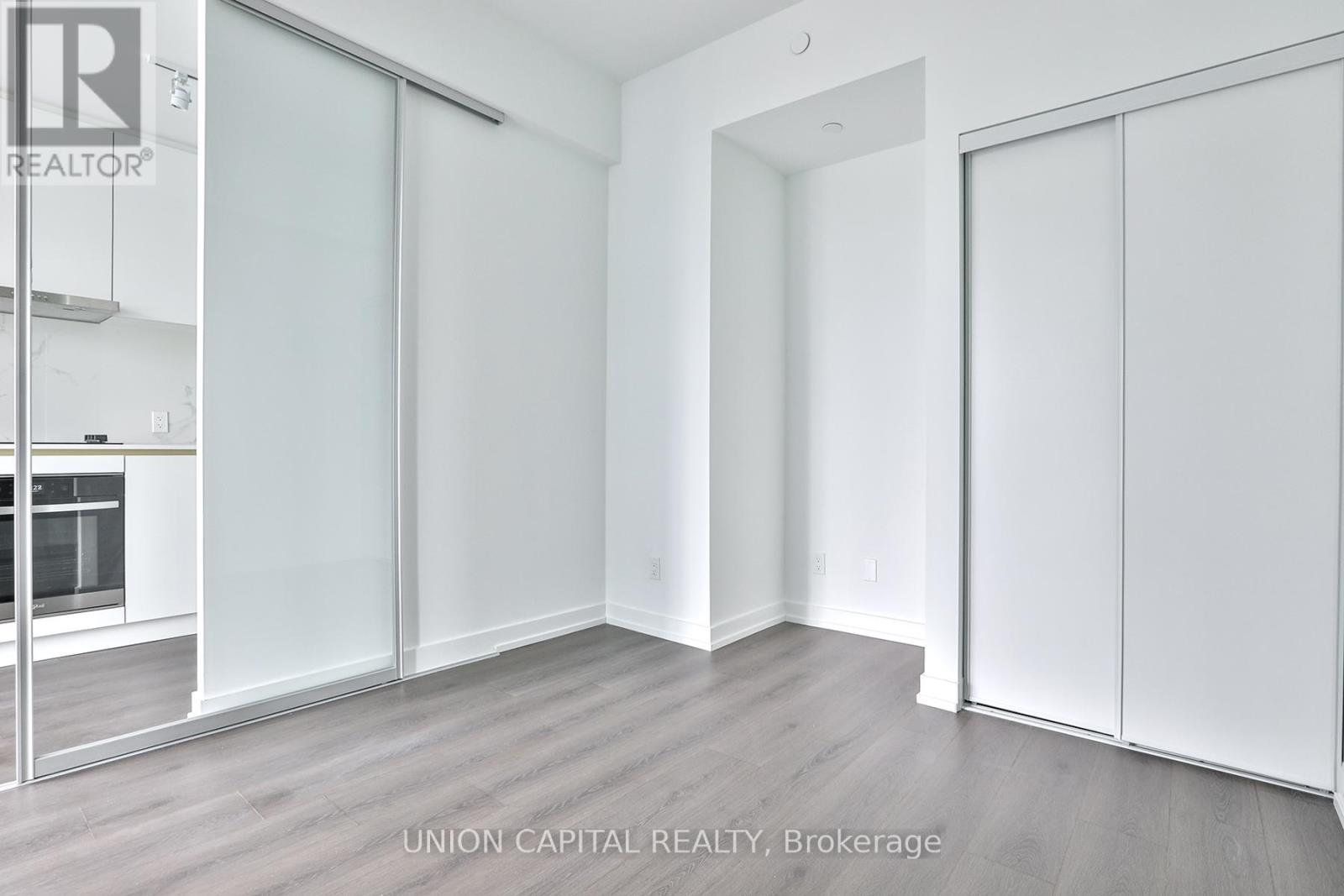 2607 - 8 Wellesley Street W, Toronto, Ontario  M4Y 0J5 - Photo 14 - C12960742