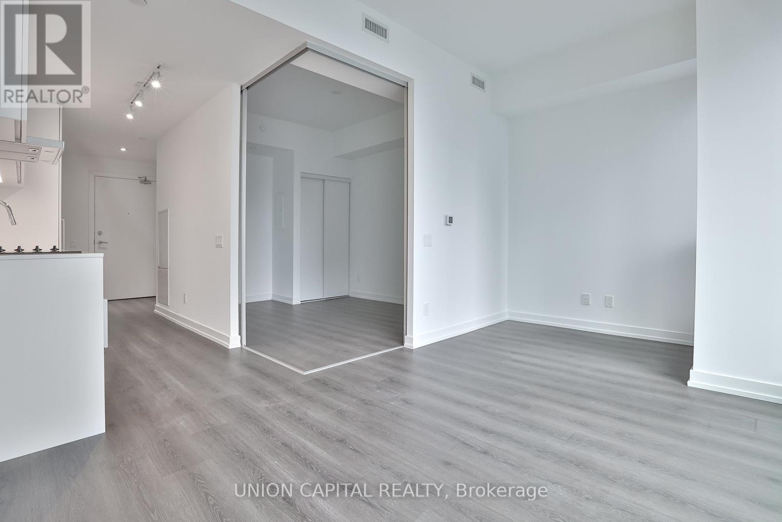 2607 - 8 Wellesley Street W, Toronto, Ontario  M4Y 0J5 - Photo 17 - C12960742