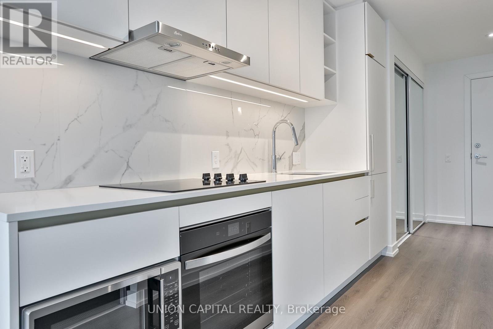 2607 - 8 Wellesley Street W, Toronto, Ontario  M4Y 0J5 - Photo 8 - C12960742