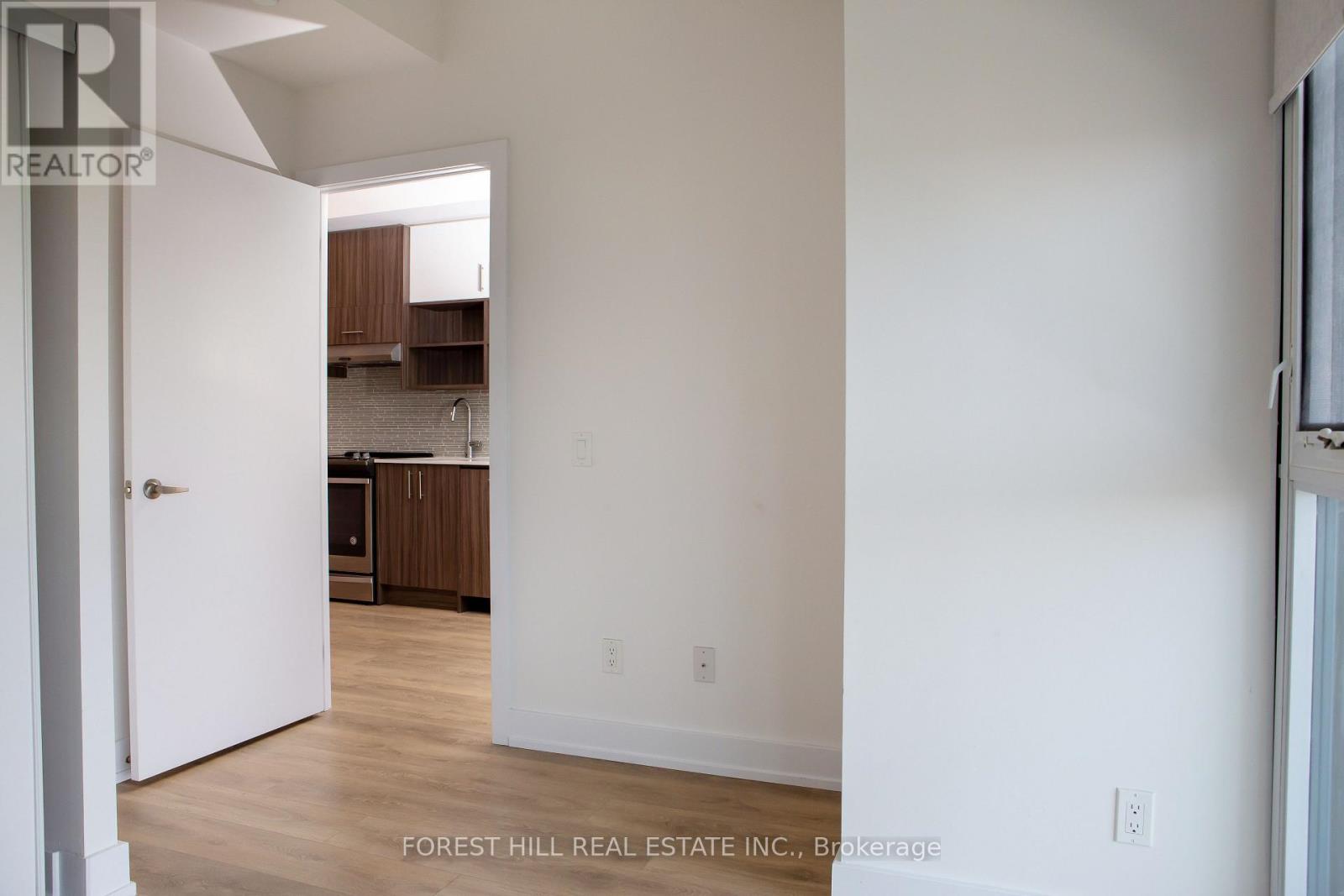 1407 - 128 Fairview Mall Drive, Toronto, Ontario  M2J 0E8 - Photo 10 - C12960748