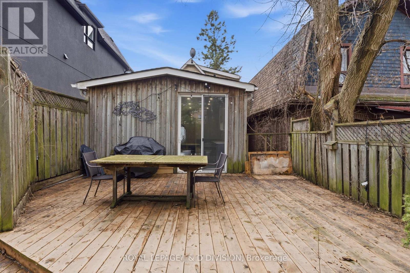 Upper - 118 Bogert Avenue, Toronto, Ontario  M2N 1K8 - Photo 23 - C12960756