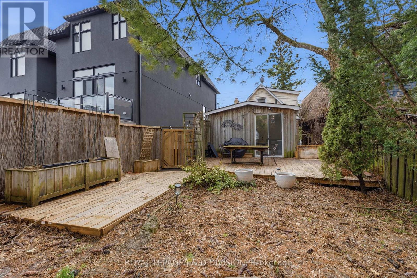 Upper - 118 Bogert Avenue, Toronto, Ontario  M2N 1K8 - Photo 24 - C12960756