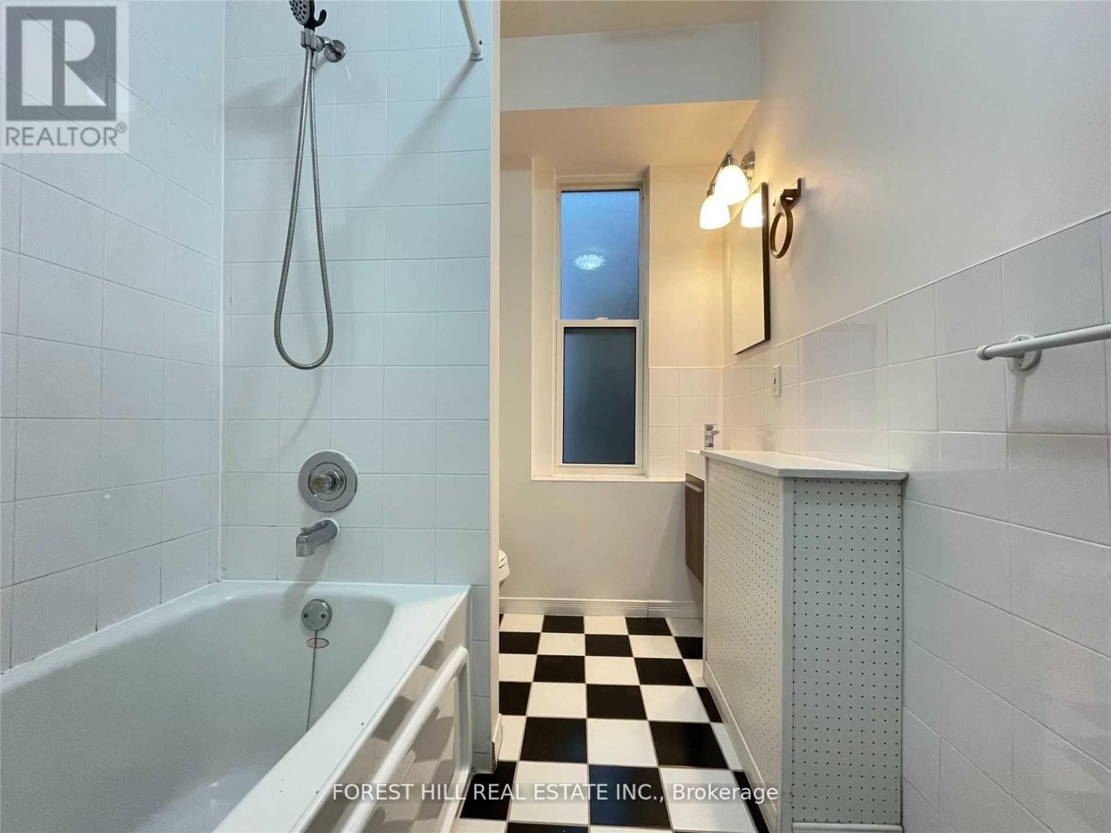 2 - 67 Brunswick Avenue, Toronto, Ontario  M5S 2L8 - Photo 6 - C12960762