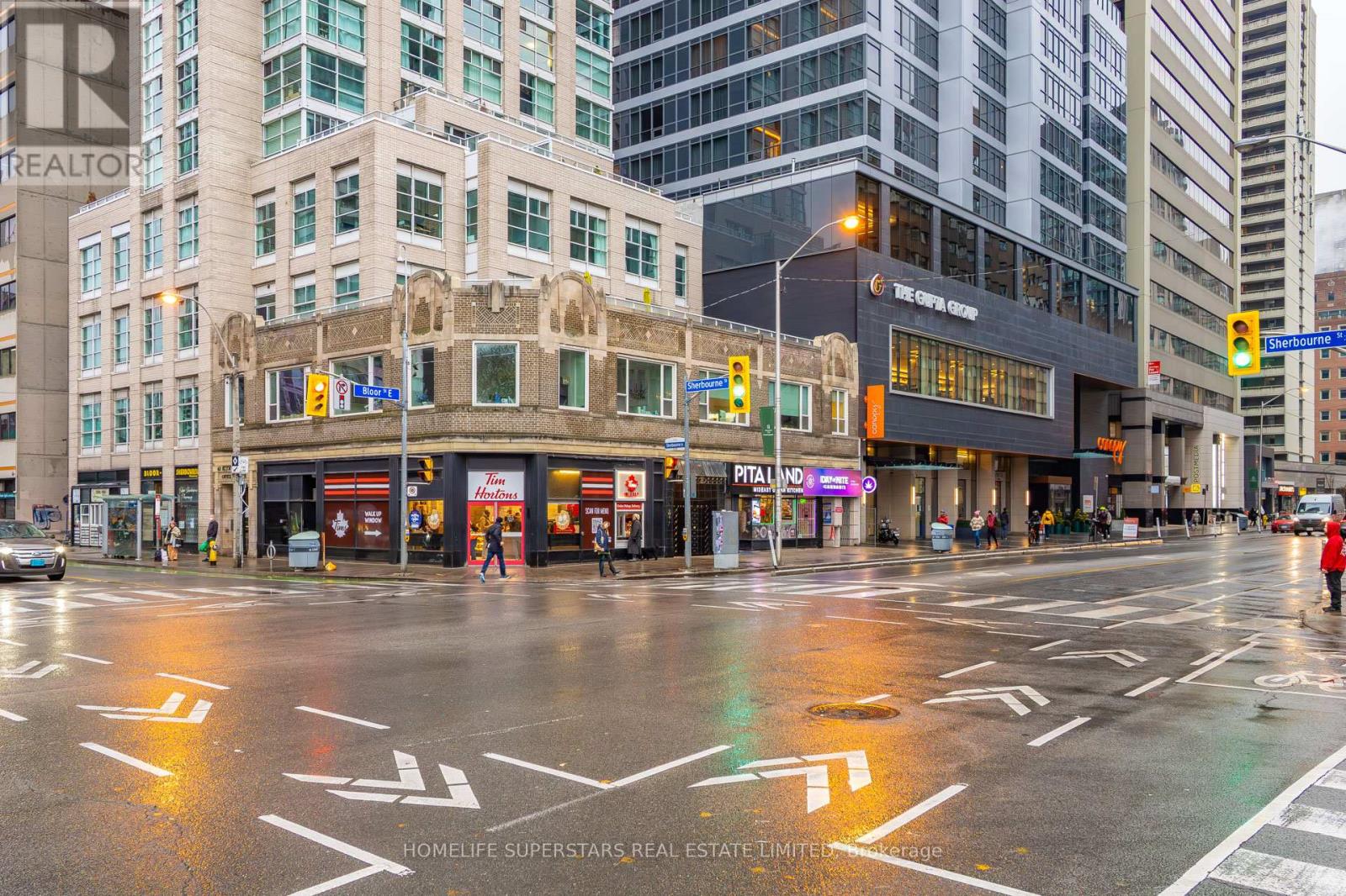 Ph 3 - 409 Bloor Street E, Toronto, Ontario  M4W 3T2 - Photo 3 - C12960784