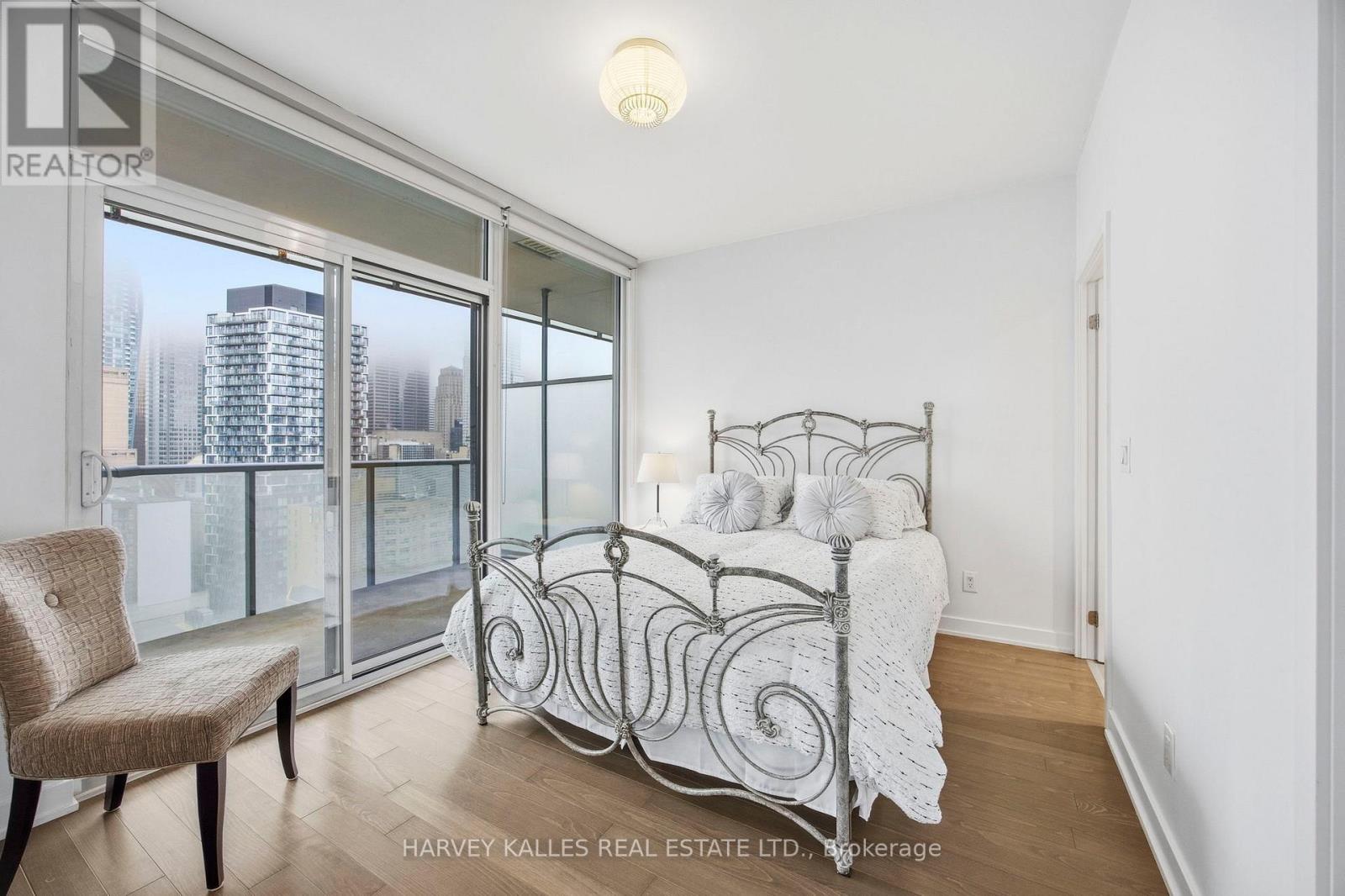 1612 - 1 Market Street, Toronto, Ontario  M5E 0A2 - Photo 16 - C12960788