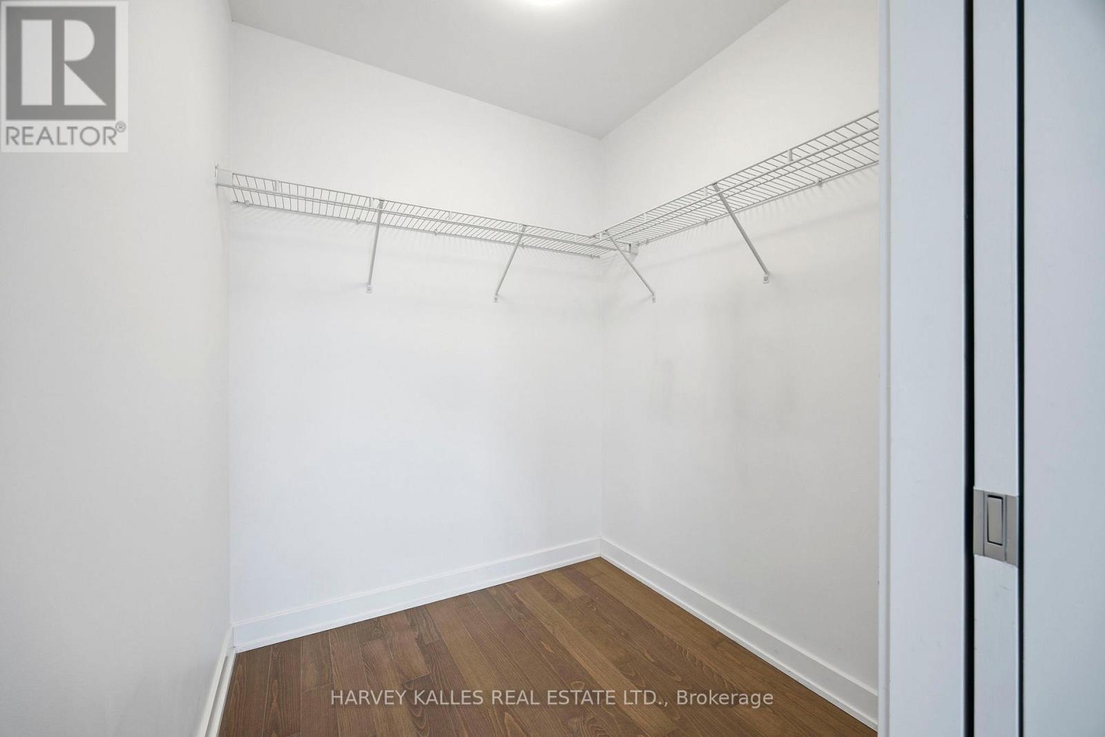 1612 - 1 Market Street, Toronto, Ontario  M5E 0A2 - Photo 18 - C12960788