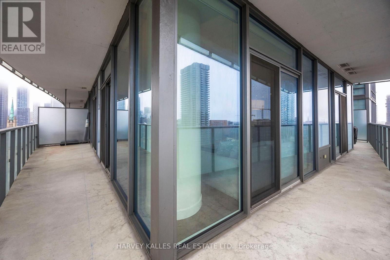 1612 - 1 Market Street, Toronto, Ontario  M5E 0A2 - Photo 29 - C12960788