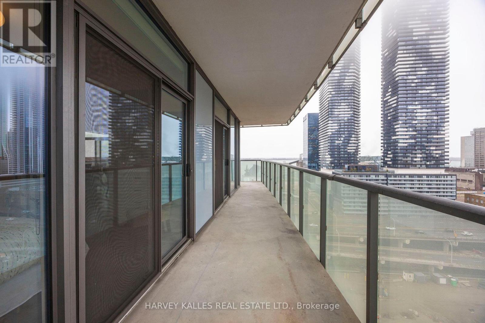 1612 - 1 Market Street, Toronto, Ontario  M5E 0A2 - Photo 30 - C12960788