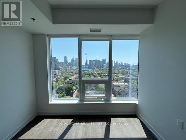 1401 - 203 College Street, Toronto, Ontario  M5T 0C8 - Photo 4 - C12960848